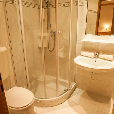 Pensionat Haus Petersmann 3*