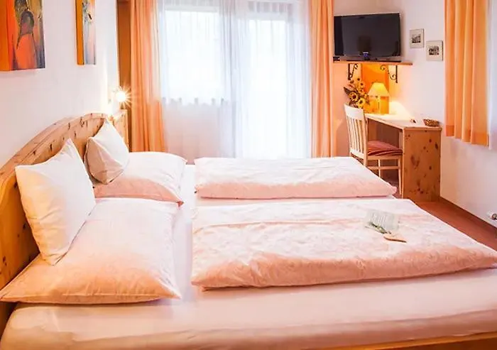 Haus Petersmann Guest house 4*